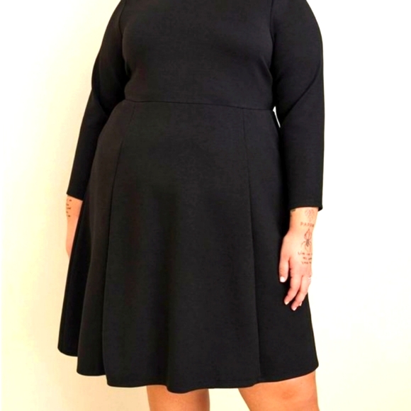 ❤️NWT VINTAGE TORRID DRESS - STUDIO CUPRO MOCK NECK MINI WRINKLE RESISTANT PLUS - Picture 7 of 9